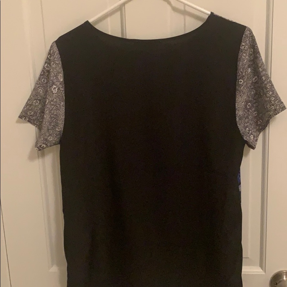 Kenneth Cole Top - Picture 4 of 4